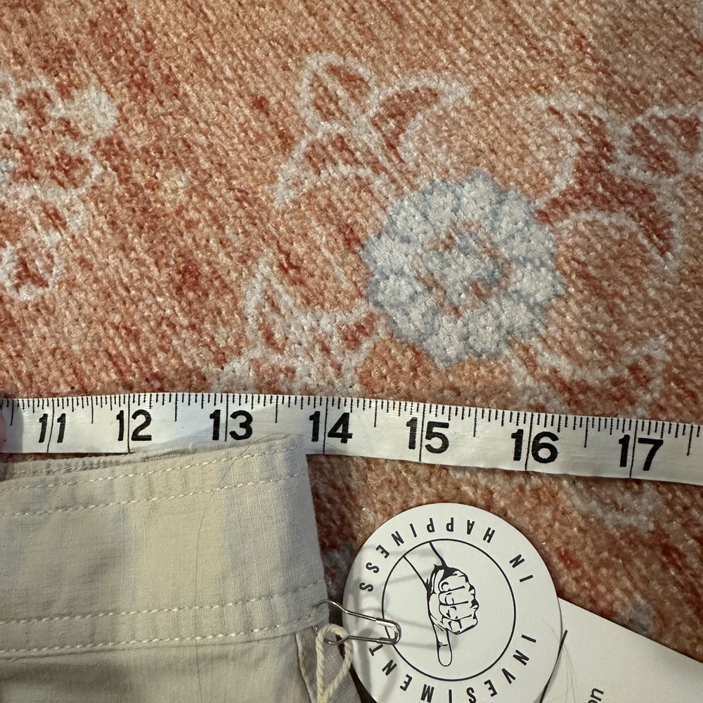 NWT Vuori Vintage Ripstop Utility Short Milkweed Sz small organic cotton VW3039 - Picture 6 of 8